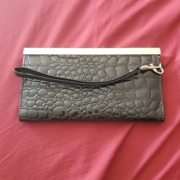 Wallet - Picture 2 of 3